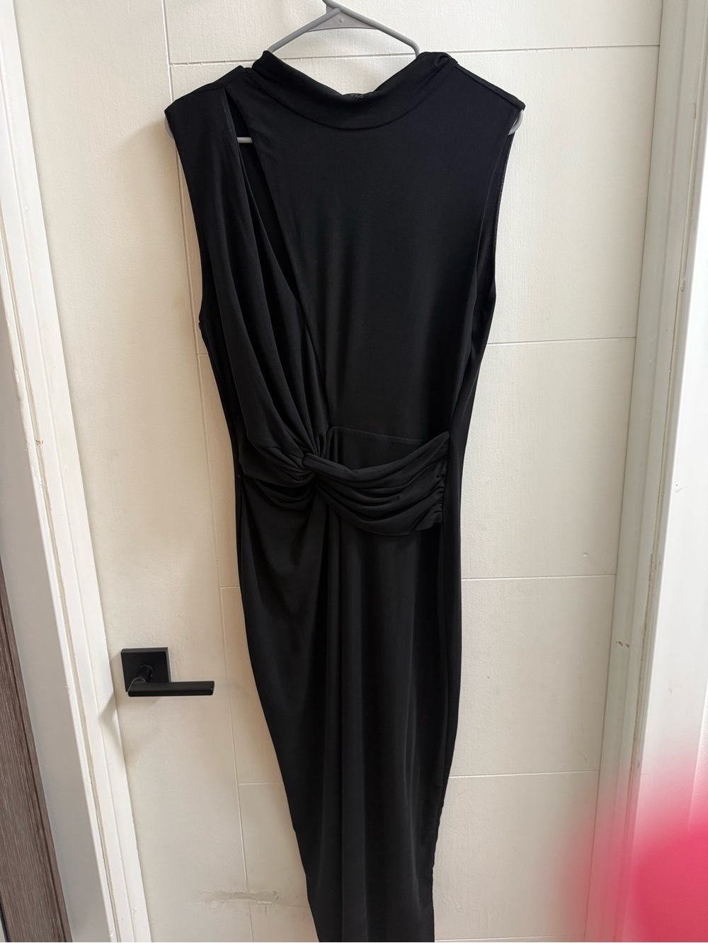Lulu's Asymmetrical Black Knot-Detail Sleeveless Dress
